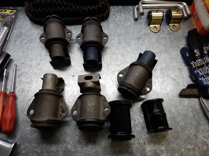 mopar_tbar_bushings.jpg