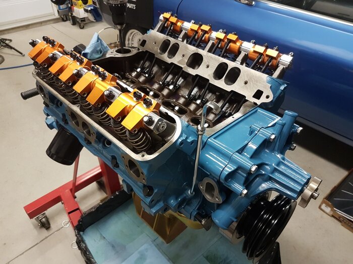 mopar_w2_valvetrain1.jpg