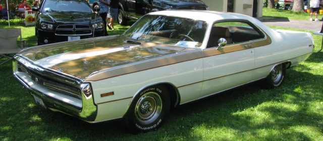 muscle-cars-you-should-know-1970-chrysler-300-hurst-edition-0004-640x279.jpg