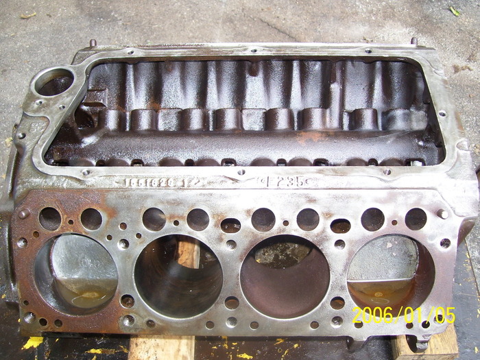 MY%20hemi%20001%206_zpshvtcklpg.jpg