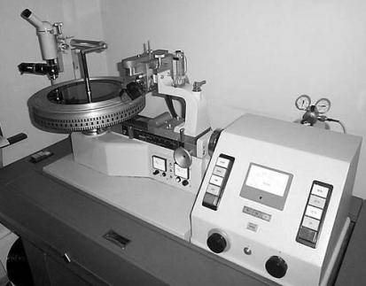 neumann_lathe.jpg