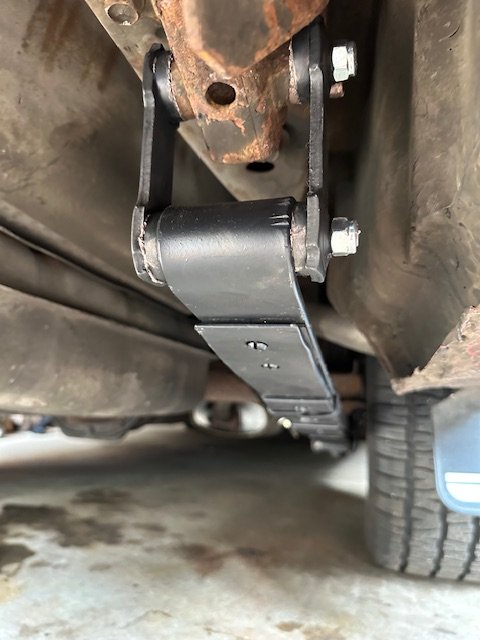New Eaton Detroit Spring plus 1 inch heavy duty leaf springs.jpg