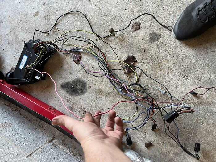 Pink Wire 2.jpg