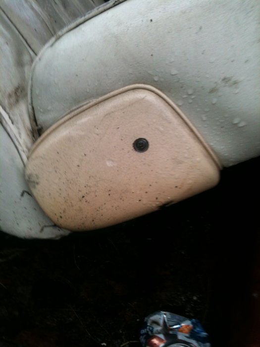 seat hinge cover.JPG