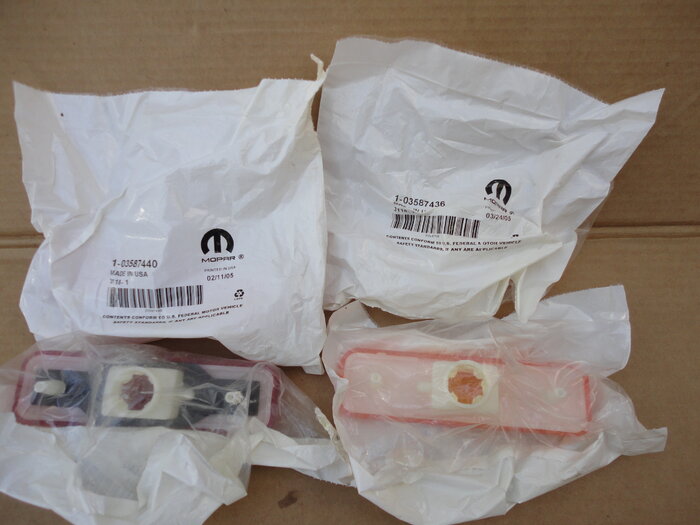 Side marker lights2.JPG