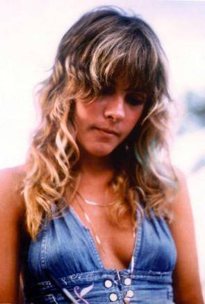 Stevie-Nicks-Young.jpg