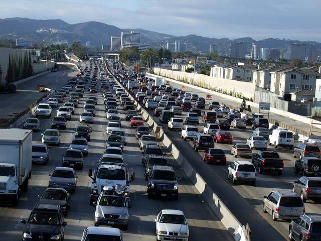 TrafficOn405Freeway.jpg