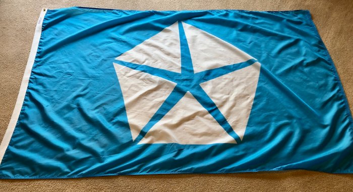 vintage 4x6 pentastar flag.jpg