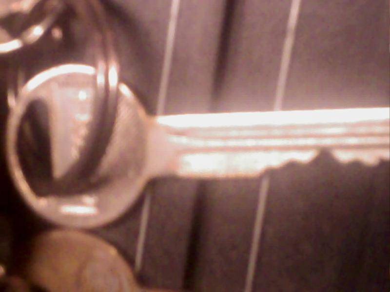 volare trunk key.jpg