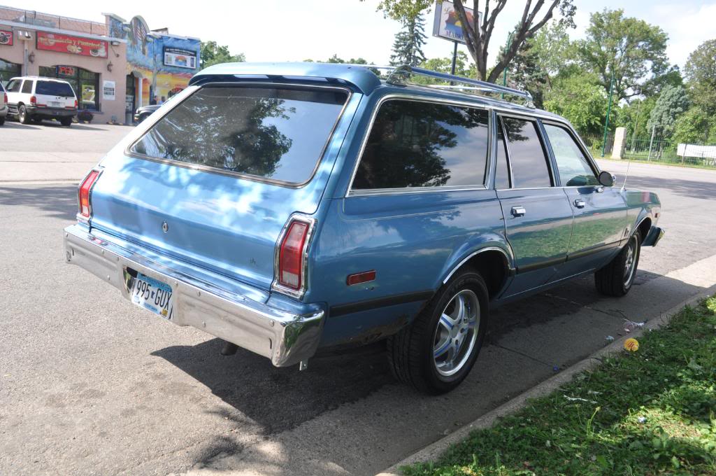 Volare Wagon Spoiler.jpg