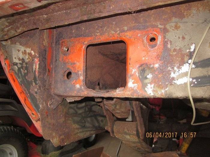 Volare_rear_panel.jpg