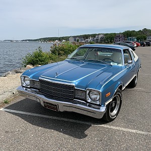 76 Plymouth 2 Dr Coupe Volare