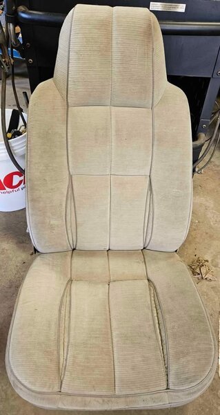 seat1.jpg